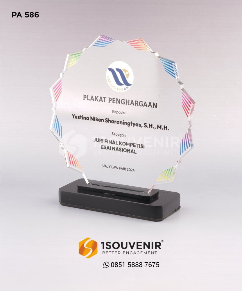 Plakat Akrilik Custom Desain Eksklusif dan Harga Terjangkau