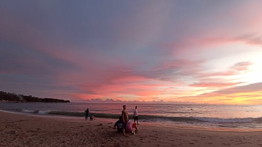 Keindahan Pantai Sawarna
