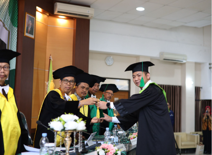 Gus Muhamad Rikza Saputro Raih Gelar Doktor UIN Sunan Kalijaga, Hadirkan Model Revitalisasi Pendidikan Agama Islam Berbasis Budaya Pesantren