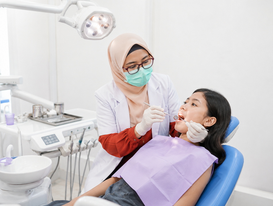 5 Rekomendasi Dokter Gigi Berpengalaman di Semarang